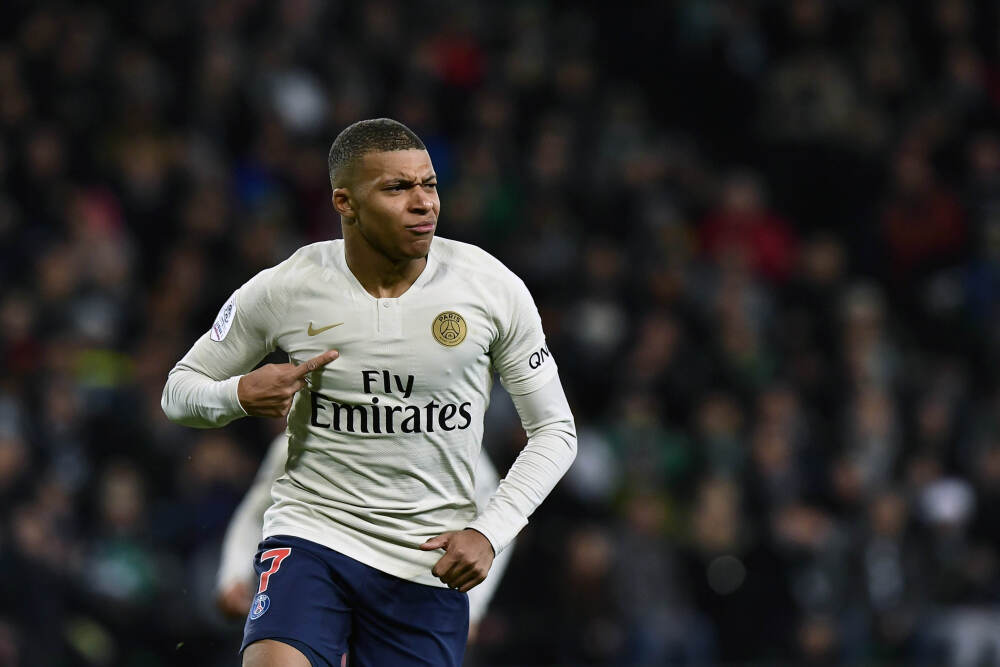 全面转战印度？CHANEL首位印度开场模特什么来头